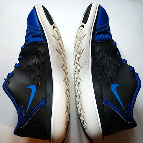 Nike Flex 2017 RN Kids Athletic Shoes size 12.5 - Picture 9 of 13